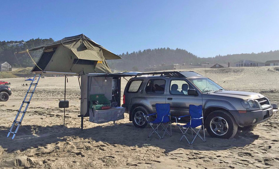 nomad hitch camper